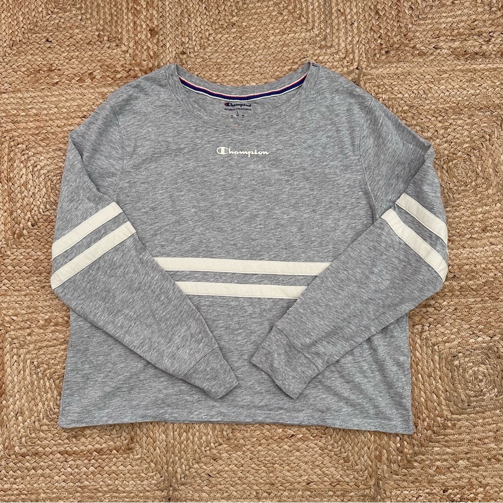 Champion Cropped Gray Long Sleeve Shirt